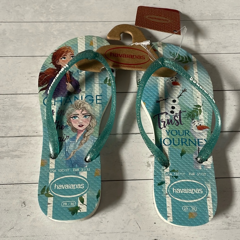 New Havaianas frozen flip flops. Size 11/12